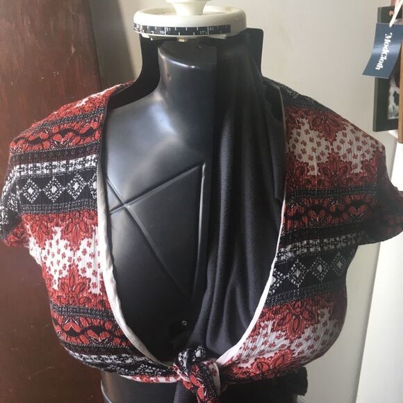 Sophia Mincien x Tiger Mist red & black tie front crop top - Picture 1 of 3